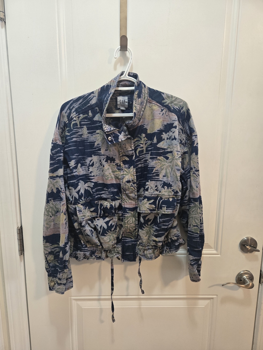 GAP Blue Tropical-Print Drawstring Utility Jacket